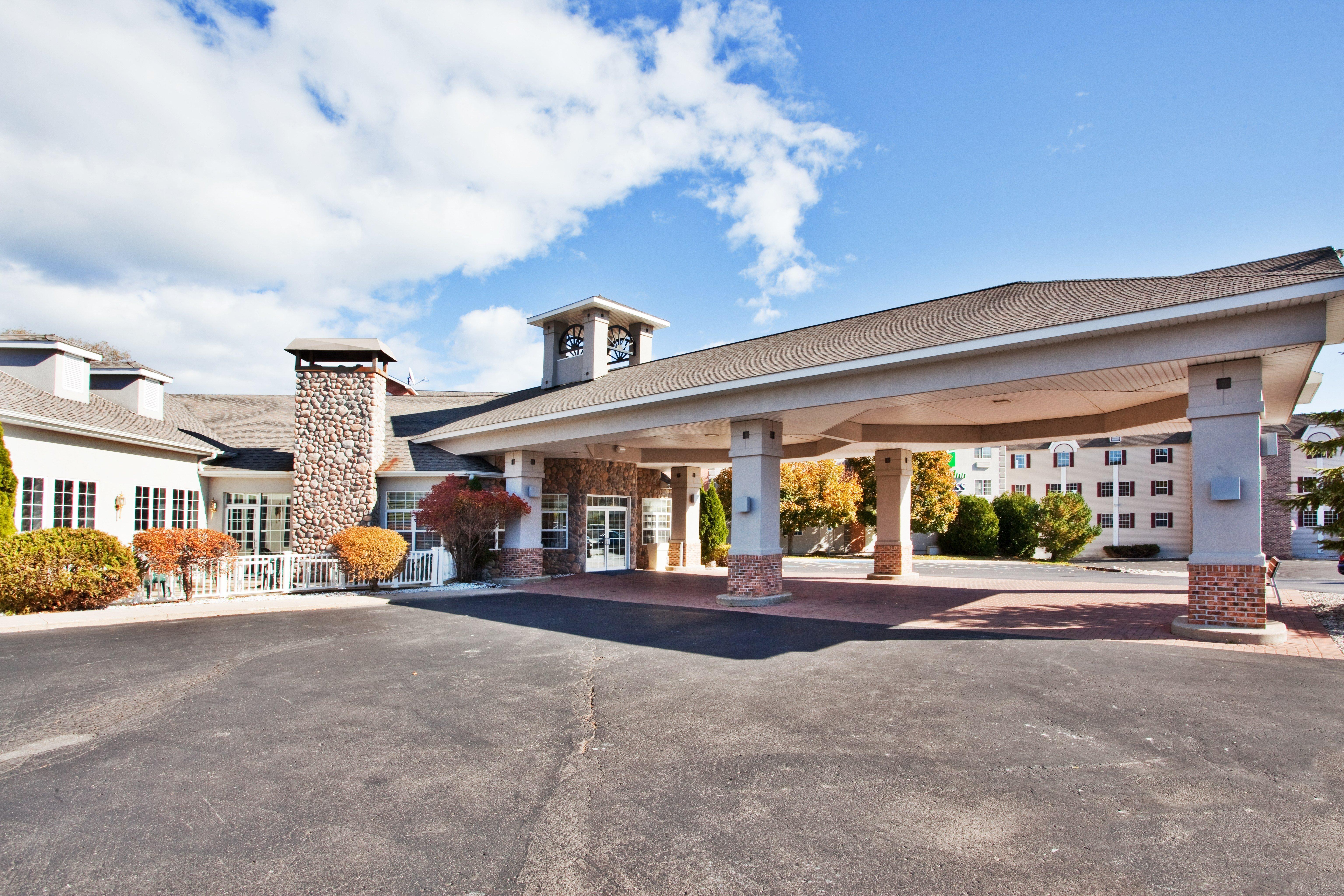 Holiday Inn Express St Ignace-Lake Central By Ihg Сент-Ігнас Екстер'єр фото