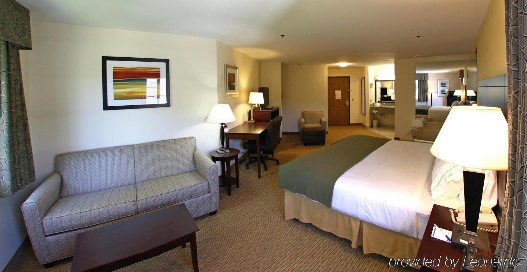 Holiday Inn Express St Ignace-Lake Central By Ihg Сент-Ігнас Екстер'єр фото